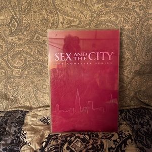 Here’s a full complete set of Sex in the City dvd movies.